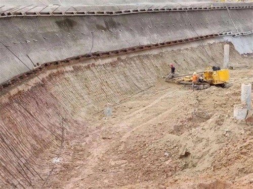 龙泉基坑边坡加固